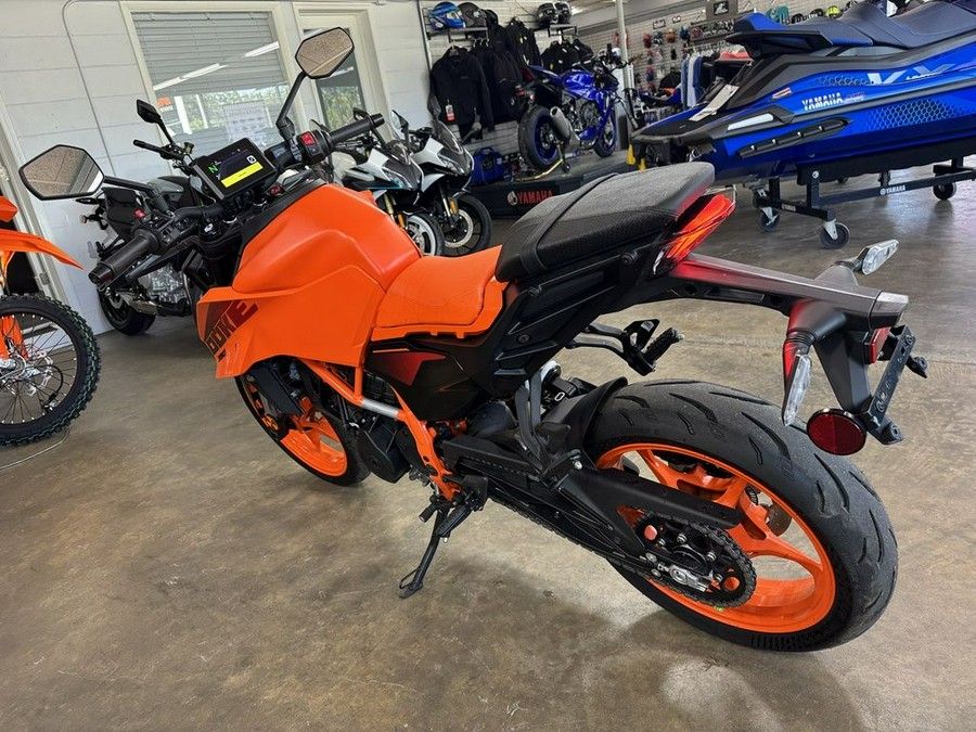2024 KTM 390 Duke