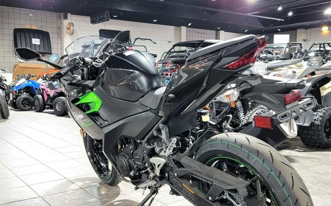 2023 Kawasaki Ninja 400