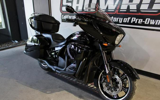 2014 Victory Motorcycles® Cross Country™ Gloss Black