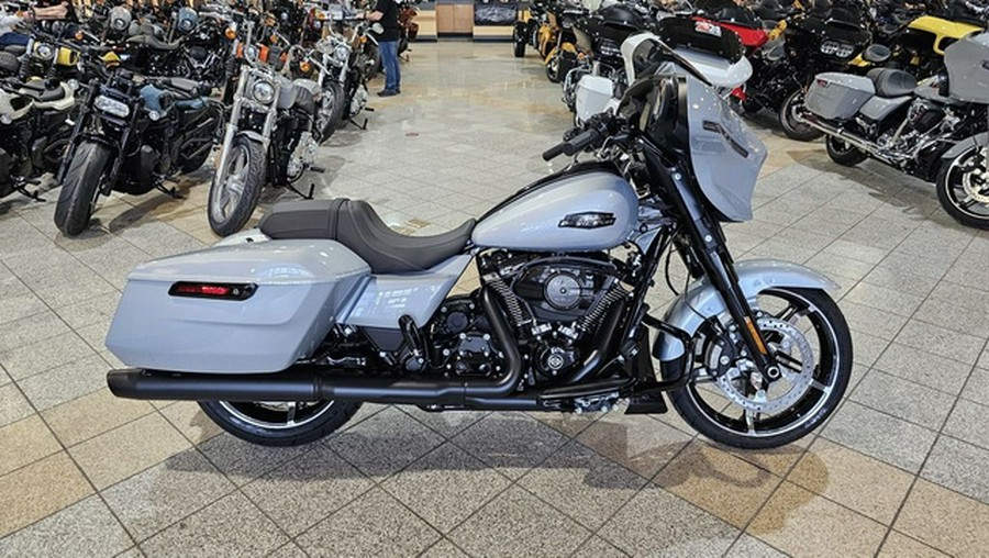 2024 Harley-Davidson FLHX - Street Glide