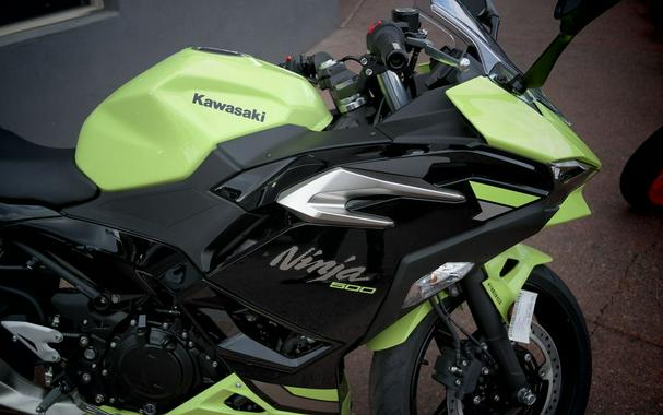 2026 Kawasaki Ninja® 500 ABS Metallic Yellowish Green/Ebony