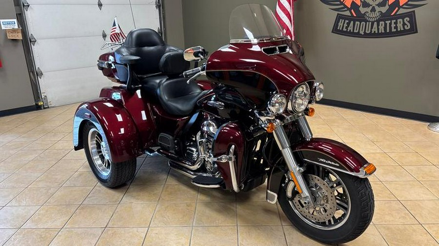 2015 Harley-Davidson® FLHTCUTG - Tri-Glide® Ultra