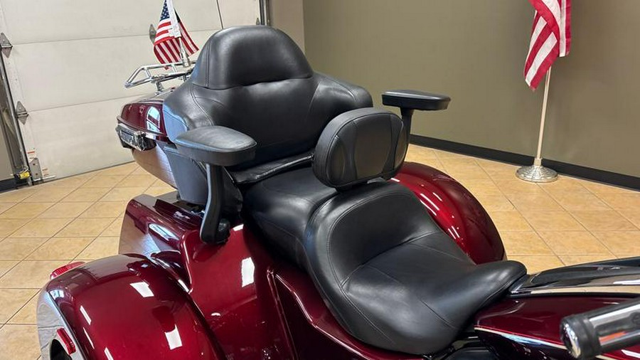 2015 Harley-Davidson® FLHTCUTG - Tri-Glide® Ultra