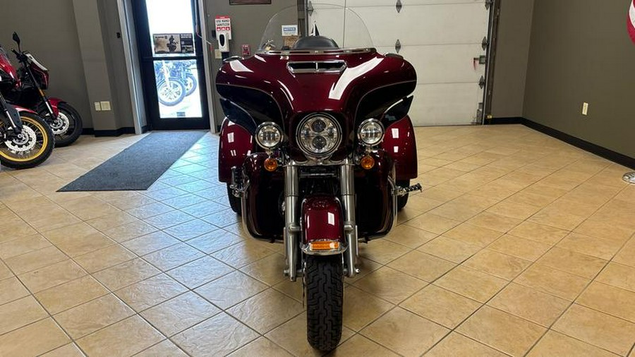 2015 Harley-Davidson® FLHTCUTG - Tri-Glide® Ultra