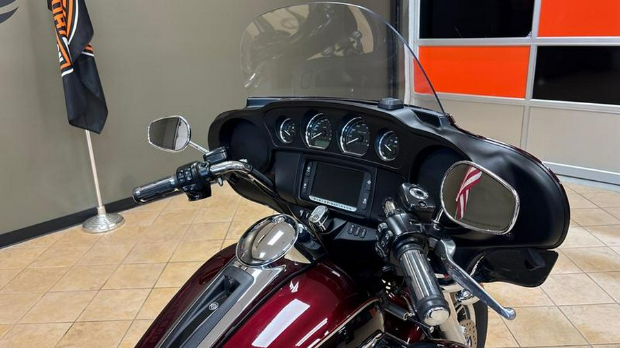 2015 Harley-Davidson® FLHTCUTG - Tri-Glide® Ultra