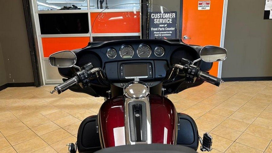 2015 Harley-Davidson® FLHTCUTG - Tri-Glide® Ultra