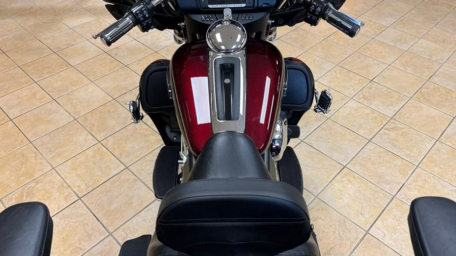 2015 Harley-Davidson® FLHTCUTG - Tri-Glide® Ultra