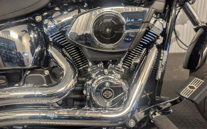 2025 Harley-Davidson BREAKOUT