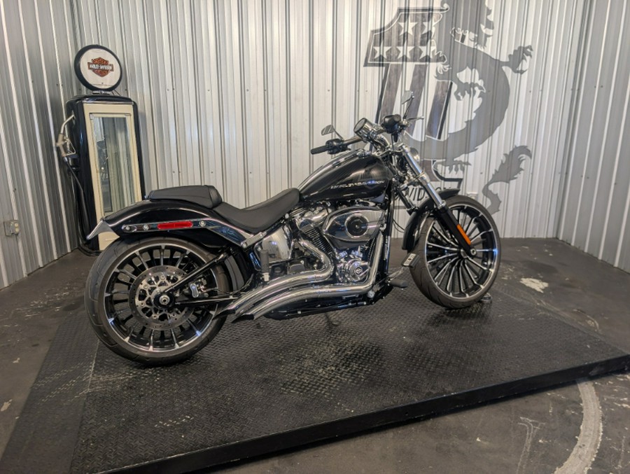 2025 Harley-Davidson BREAKOUT