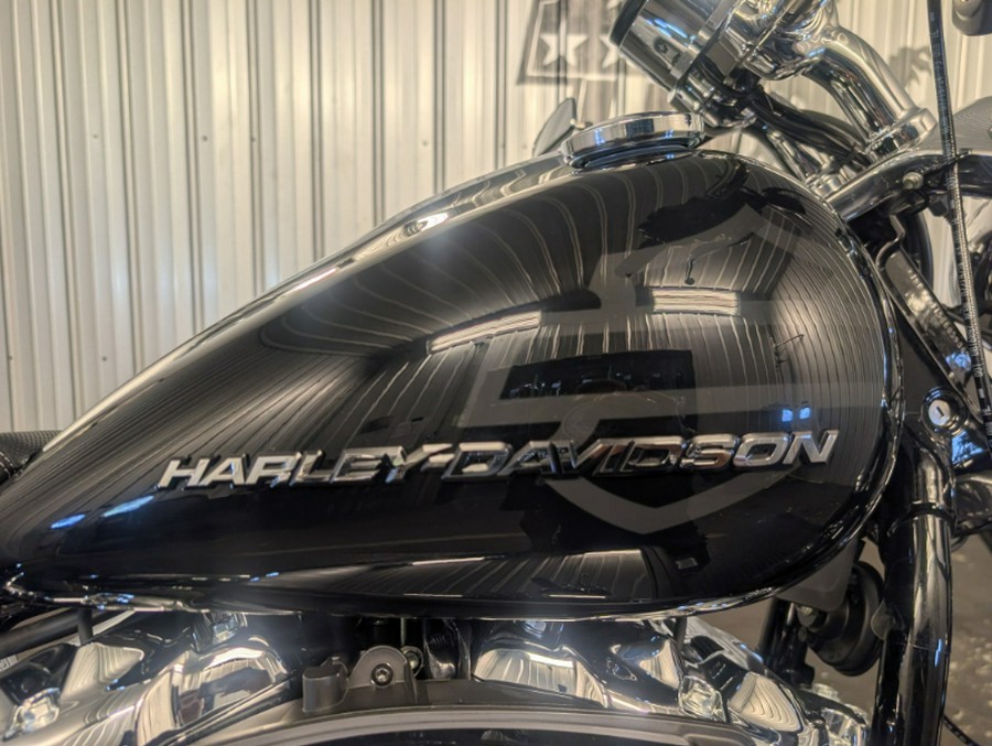 2025 Harley-Davidson BREAKOUT