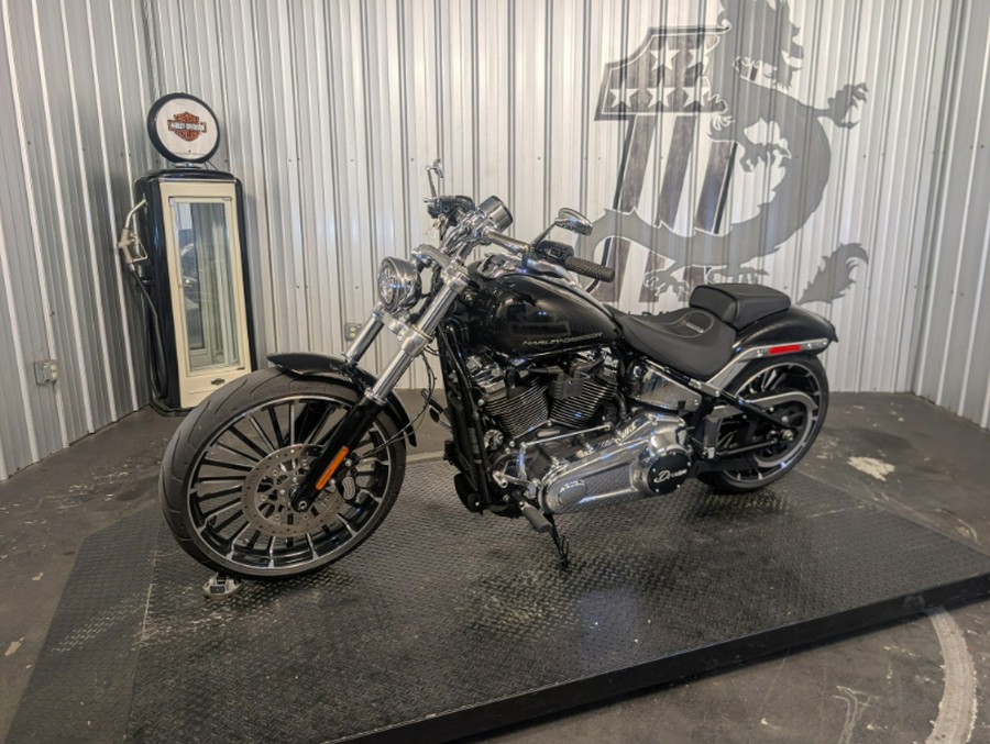 2025 Harley-Davidson BREAKOUT
