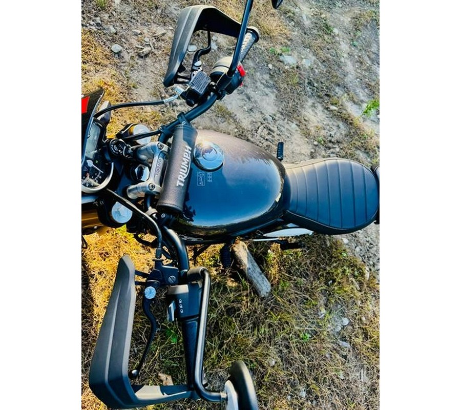 2026 Triumph Scrambler 400 XC