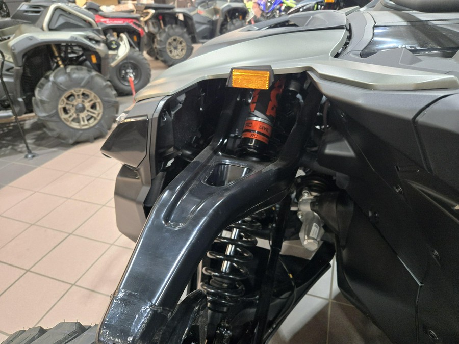 2026 CAN-AM MAVERICK R X RC WITH SMARTSHOX 999T DCT