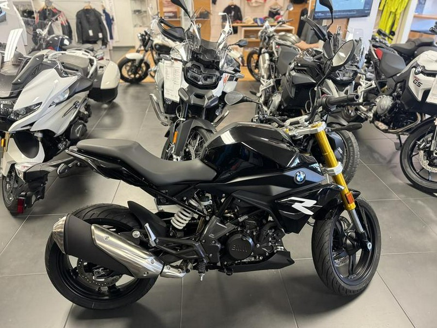 2023 BMW G 310 R Triple Black