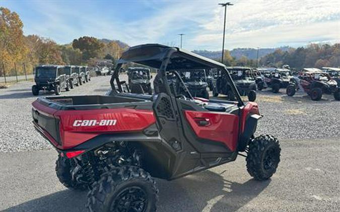 2026 Can-Am Commander XT 700