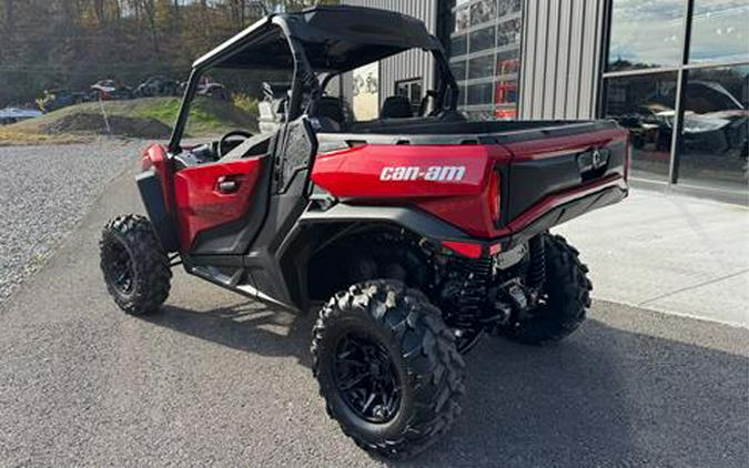 2026 Can-Am Commander XT 700