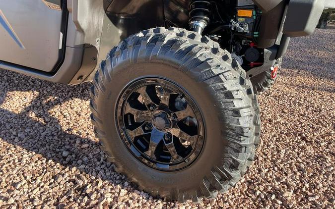 2026 Can-Am® Defender MAX XT CAB HD11