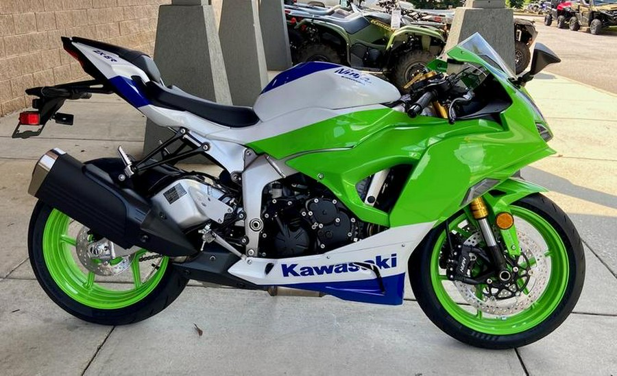 2024 Kawasaki Ninja® ZX™-6R 40th Anniversary Edition ABS