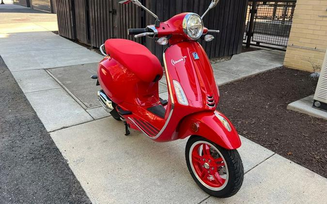 2025 Vespa Primavera 150 RED