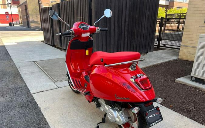 2025 Vespa Primavera 150 RED
