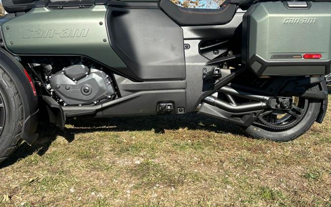 2025 Can-Am CANYON REDROCK