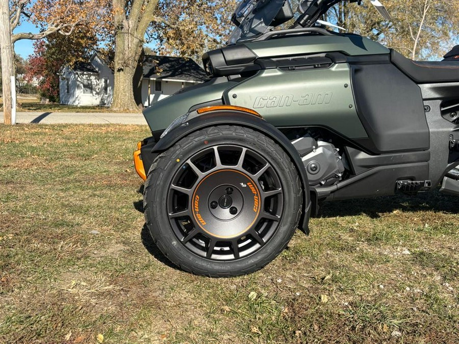 2025 Can-Am CANYON REDROCK