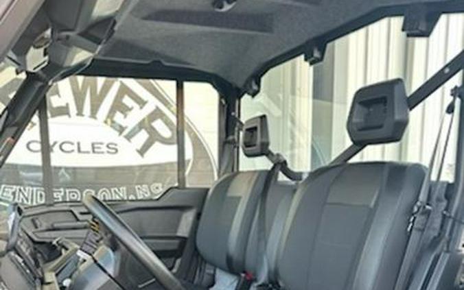 2026 Can-Am® Defender XT CAB HD11 With 10.25 in.display