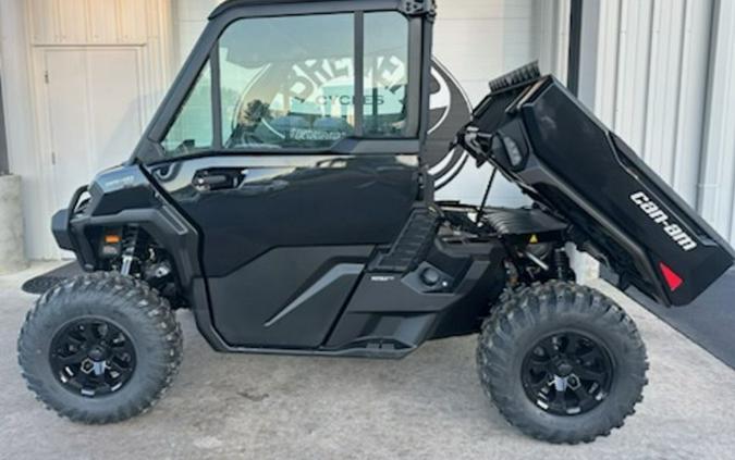2026 Can-Am® Defender XT CAB HD11 With 10.25 in.display