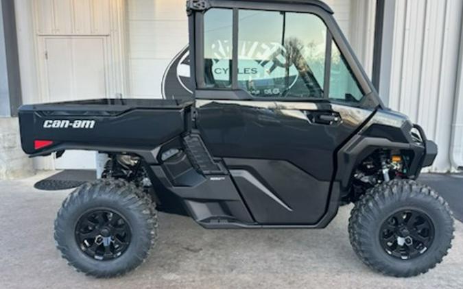2026 Can-Am® Defender XT CAB HD11 With 10.25 in.display