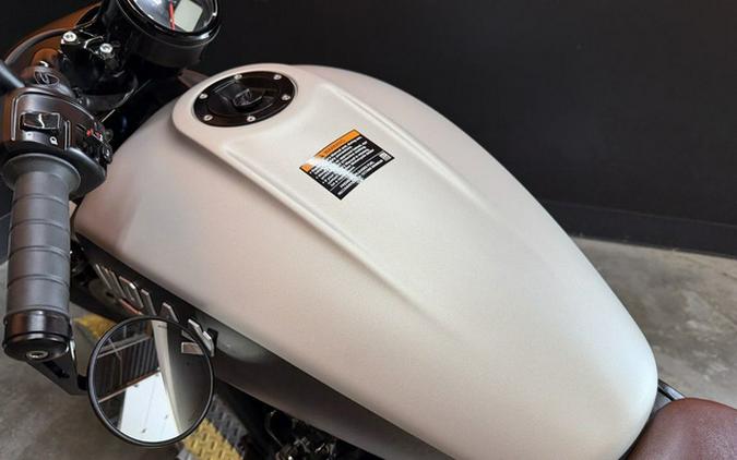 2023 Indian Scout Bobber ABS Silver Quartz Smoke