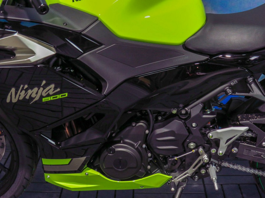 2026 Kawasaki Ninja 500 ABS Metallic Yellowish GreenEbony