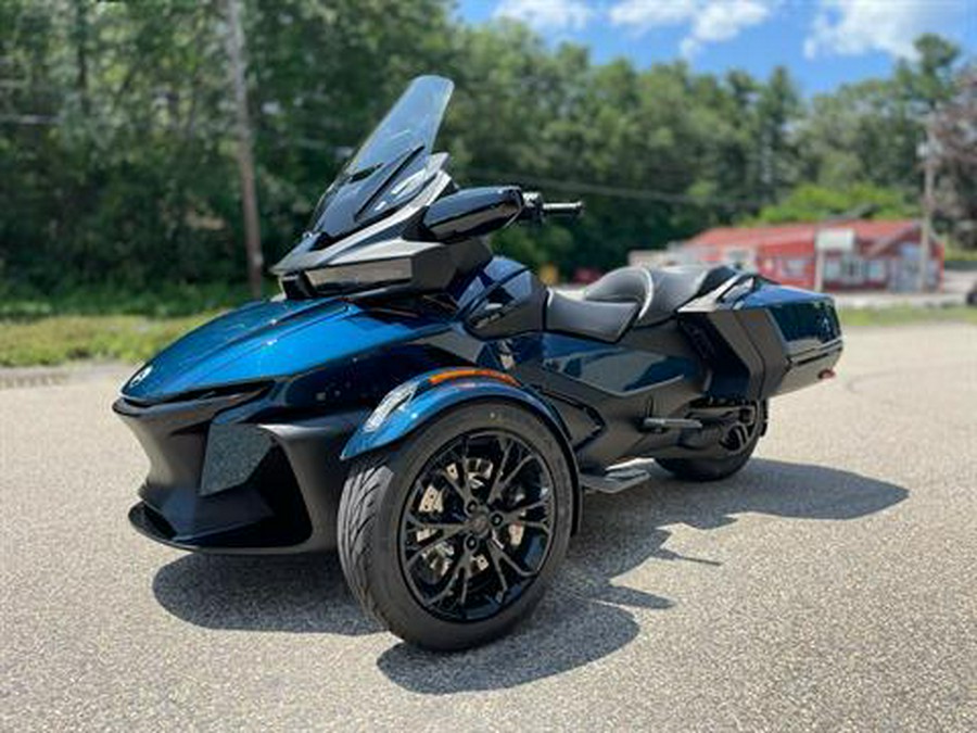 2024 Can-Am Spyder RT