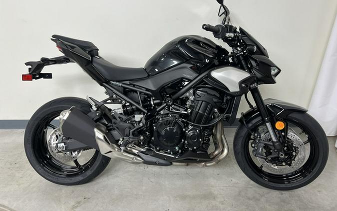 2025 Kawasaki Z900 ABS (ZR900SSFNN)