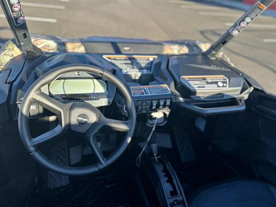 2024 Can-Am Commander MAX X MR