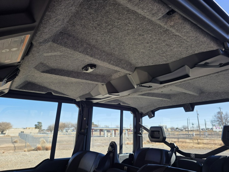 2026 Can-Am Defender MAX XT CAB HD11