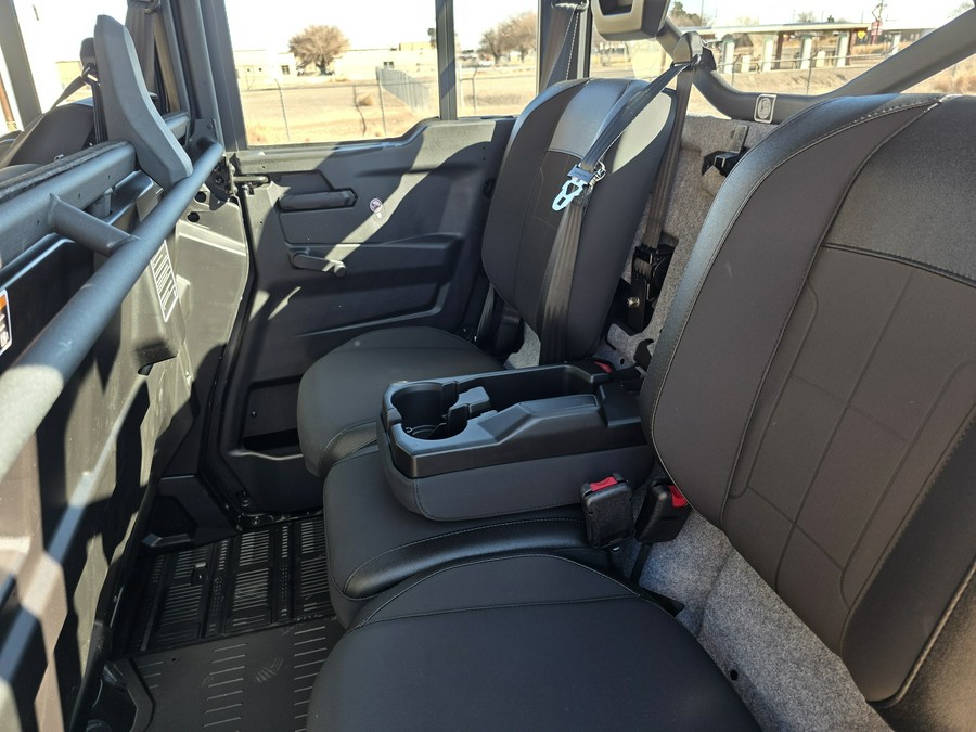 2026 Can-Am Defender MAX XT CAB HD11