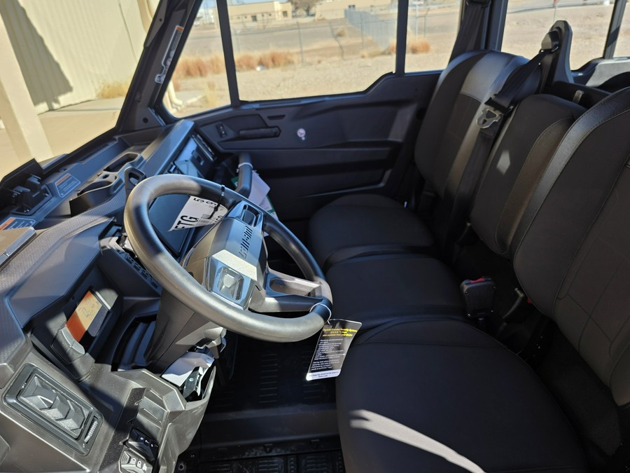 2026 Can-Am Defender MAX XT CAB HD11