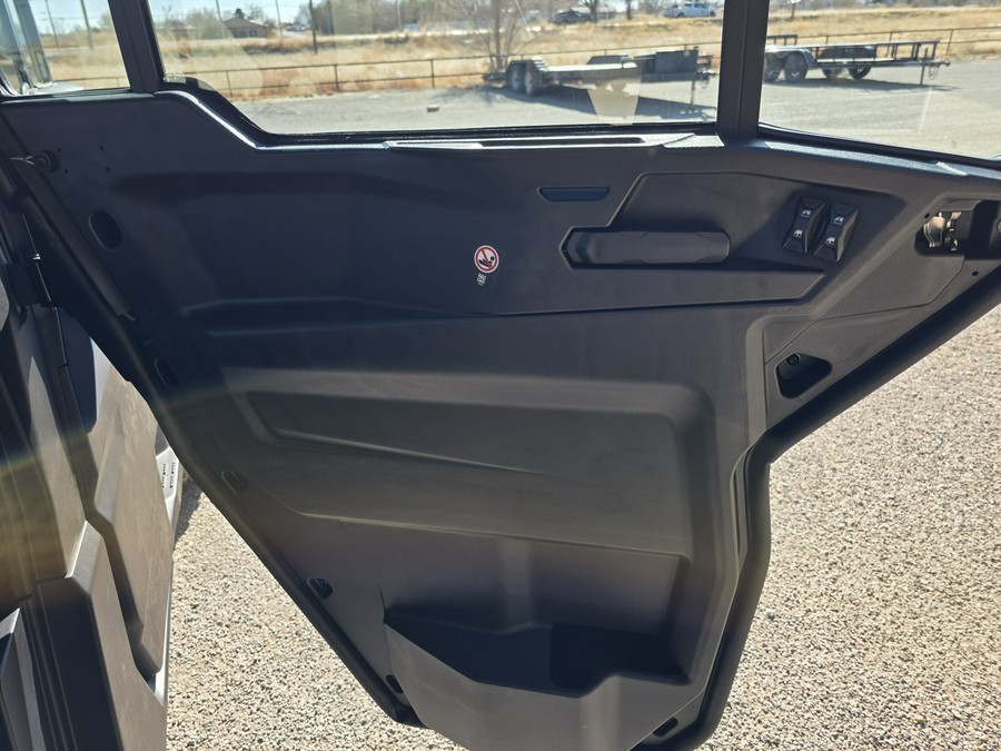 2026 Can-Am Defender MAX XT CAB HD11