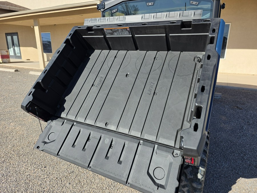 2026 Can-Am Defender MAX XT CAB HD11