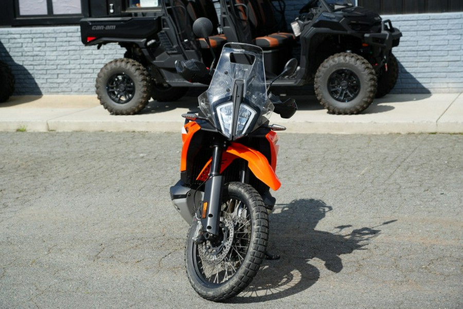 2023 KTM Adventure 890