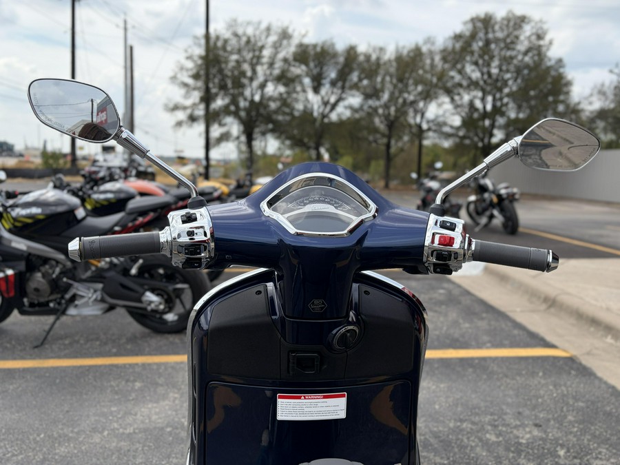 2027 Vespa GTS 310