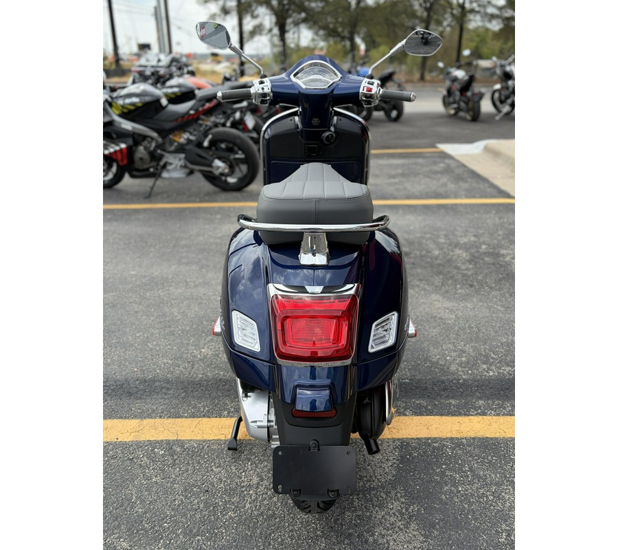2027 Vespa GTS 310