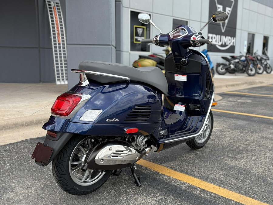 2027 Vespa GTS 310
