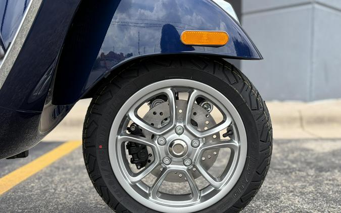 2027 Vespa GTS 310