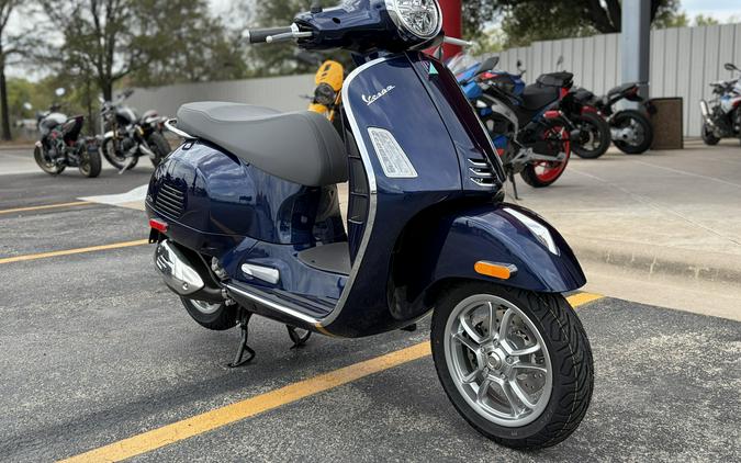 2027 Vespa GTS 310