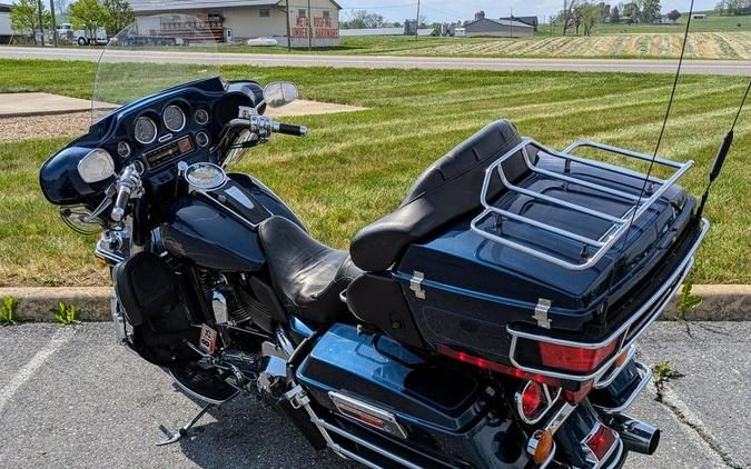 2004 Harley-Davidson® FLHTC - Electra Glide® Classic