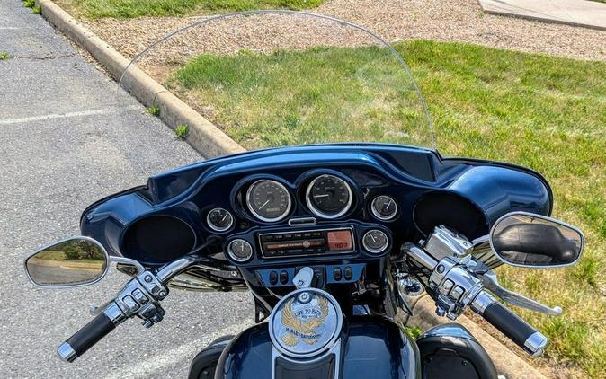 2004 Harley-Davidson® FLHTC - Electra Glide® Classic