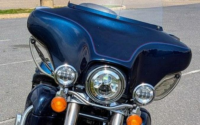 2004 Harley-Davidson® FLHTC - Electra Glide® Classic