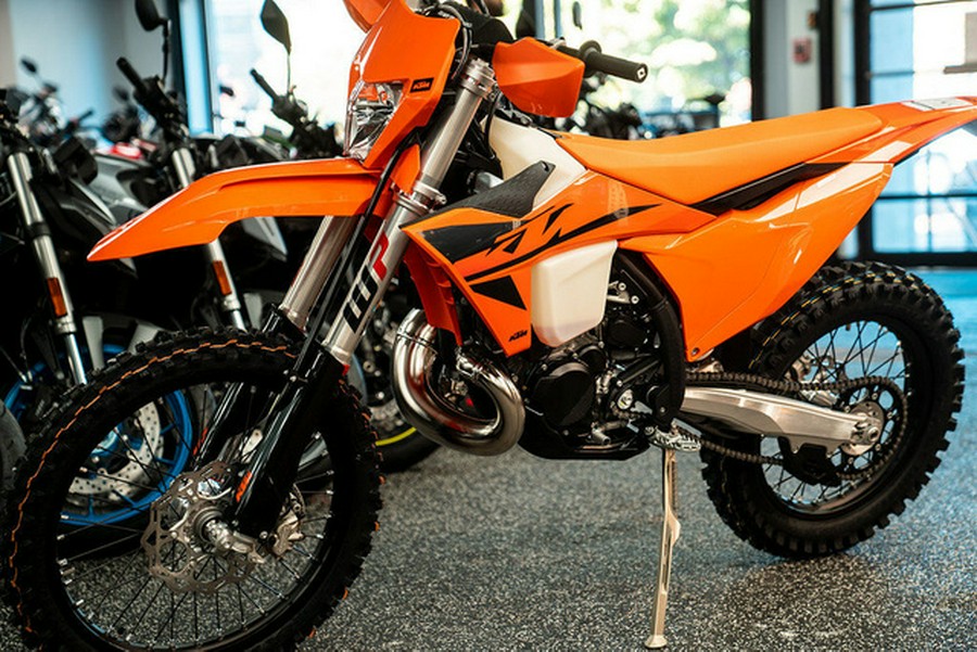 2025 KTM XC 250 W