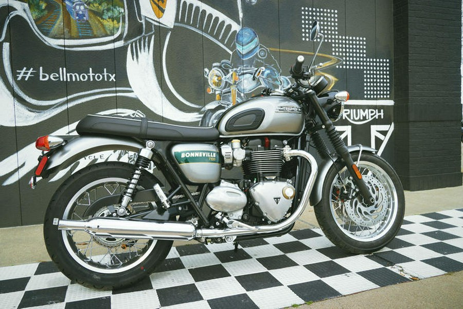 2022 Triumph Bonneville T120 Gold Line Silver Ice / Competition Green